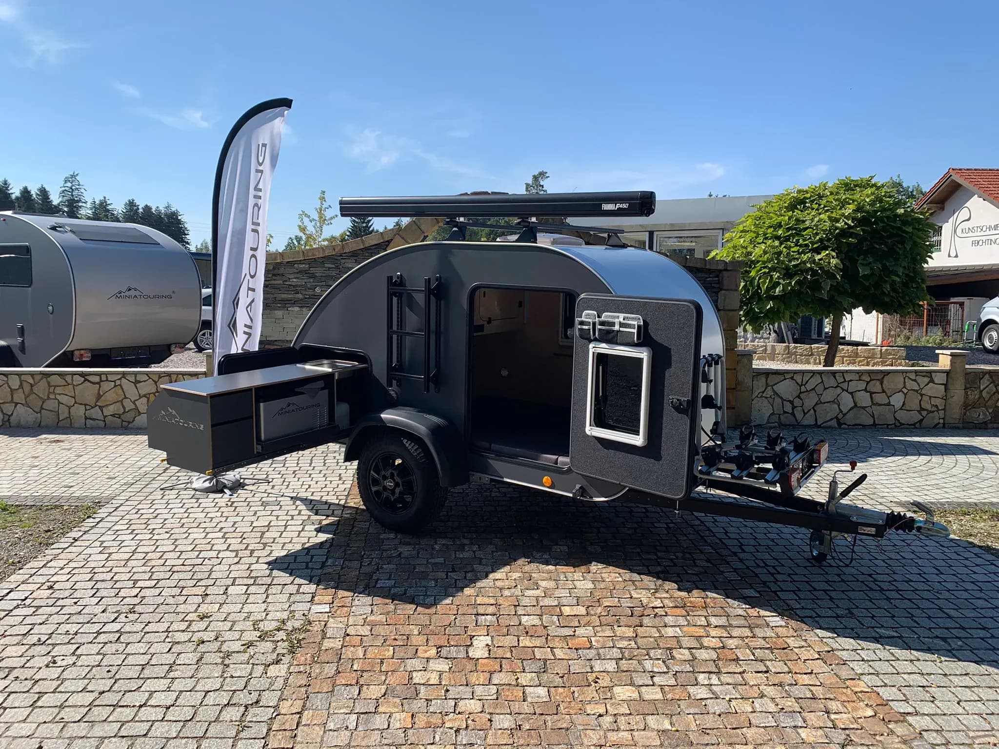 teardropcamper-mieten-wohnwagen-oesterreich